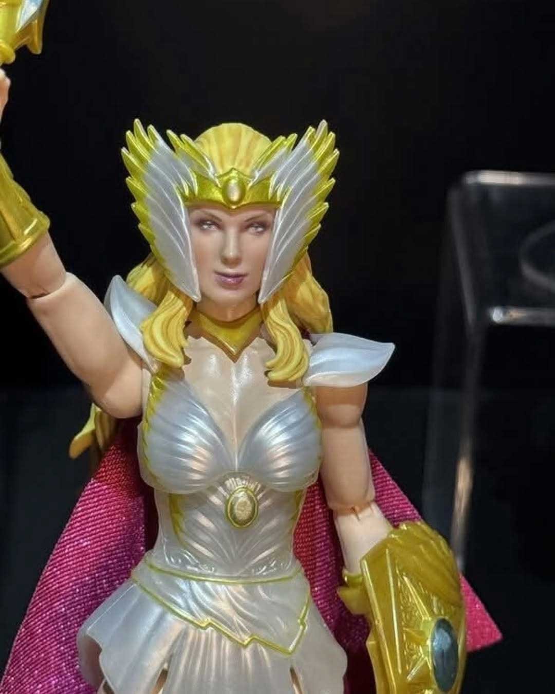 New-Eternia-Masterverse-She-Ra-Toy-Fair-2025-Reveal-3