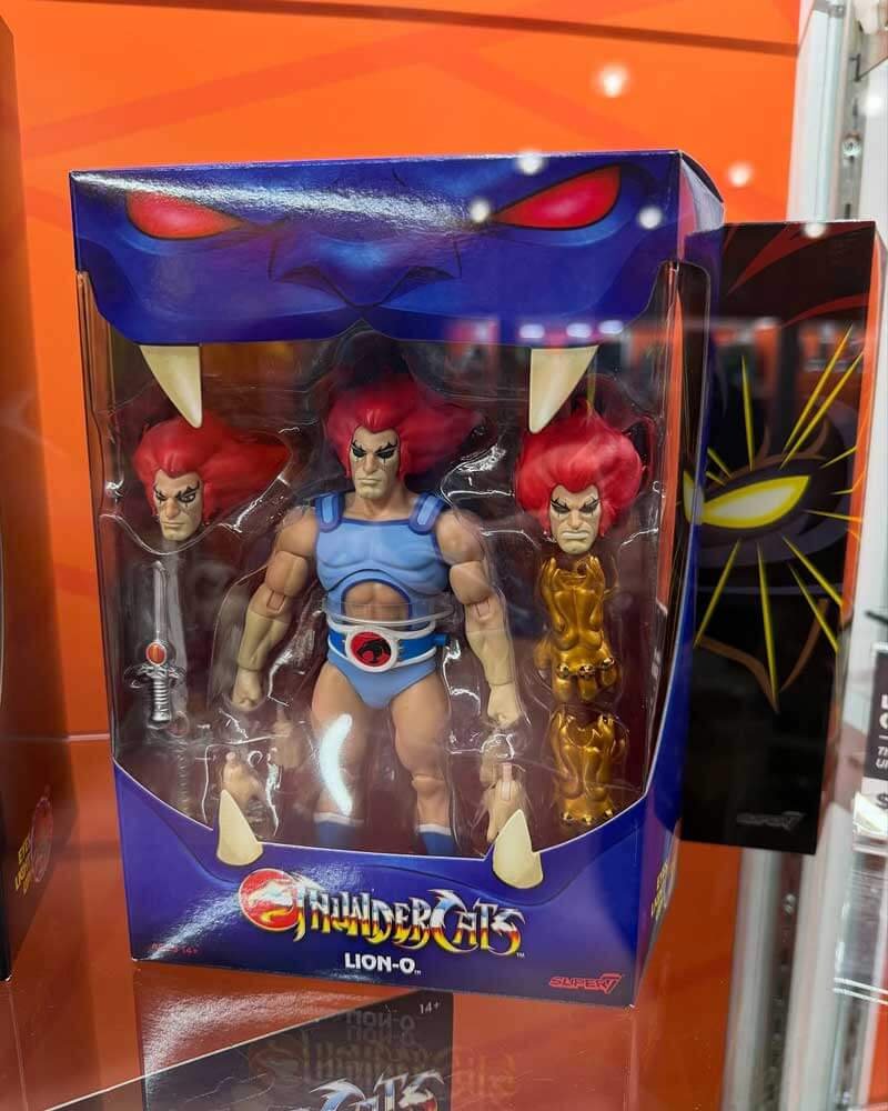 Super7-ThunderCats-Ultimates-Lion-O-Light-Up-Eyes-New-York-Toy-Fair-2025-2