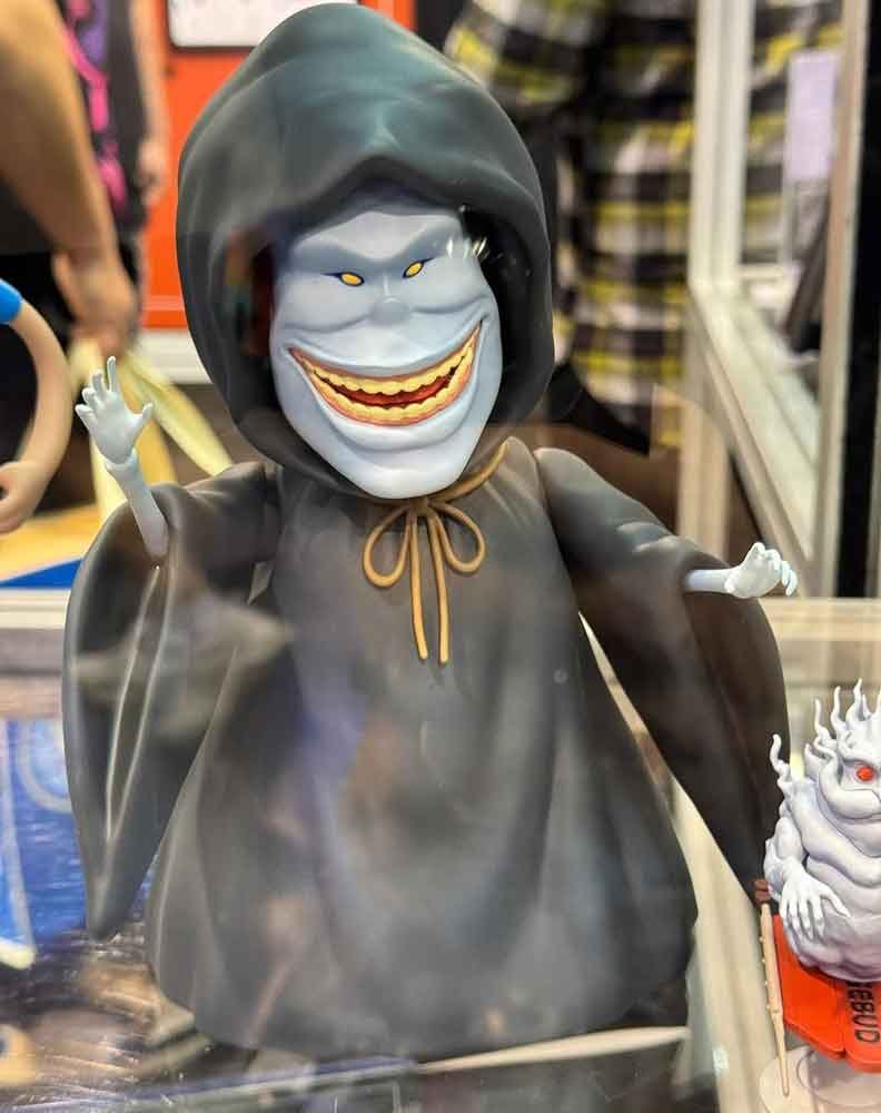 Winston-and-The-Sandman-Twelfth-Scale-figures-2