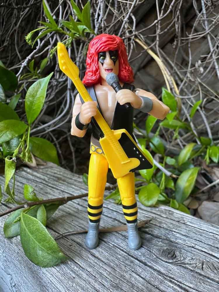 Cold-Slither-Zartan-Super7-Reaction+-IH-action-pose-1