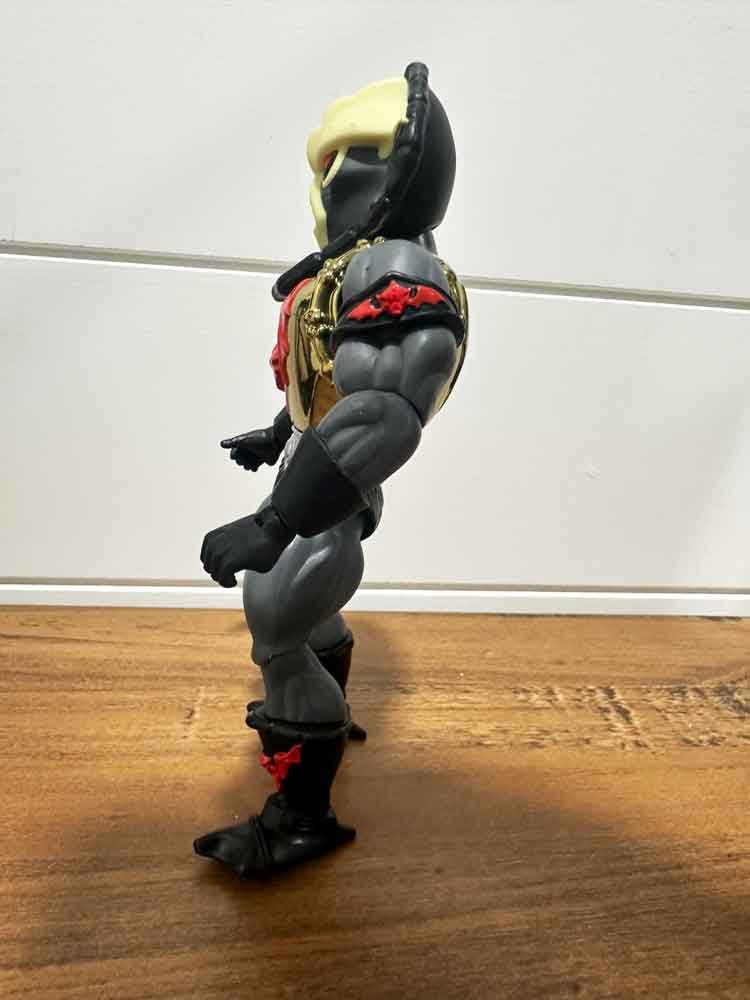 Hurricane-Hordak-MOTU-Origins-Mattel-Creations-Exclusive-IH-left