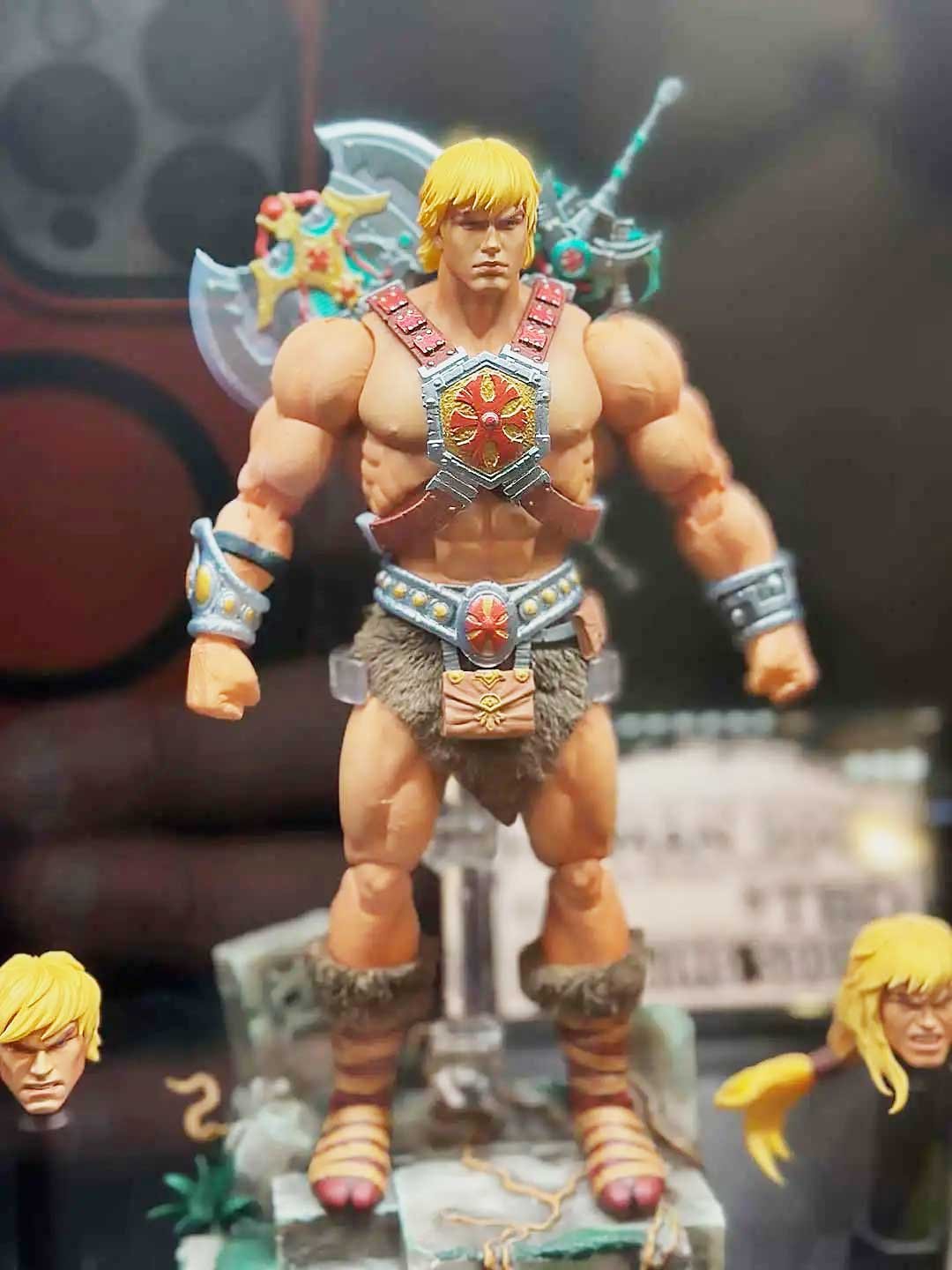He-Man-200x-One-Twelth-Scale-Mondo-Monsterpalooza-Booth-Reveal-3