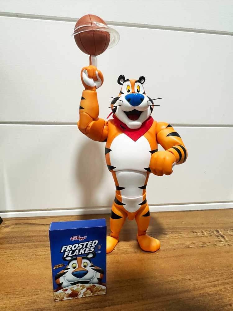 Tony-the-Tiger-Jada-Toys-action-pose-3