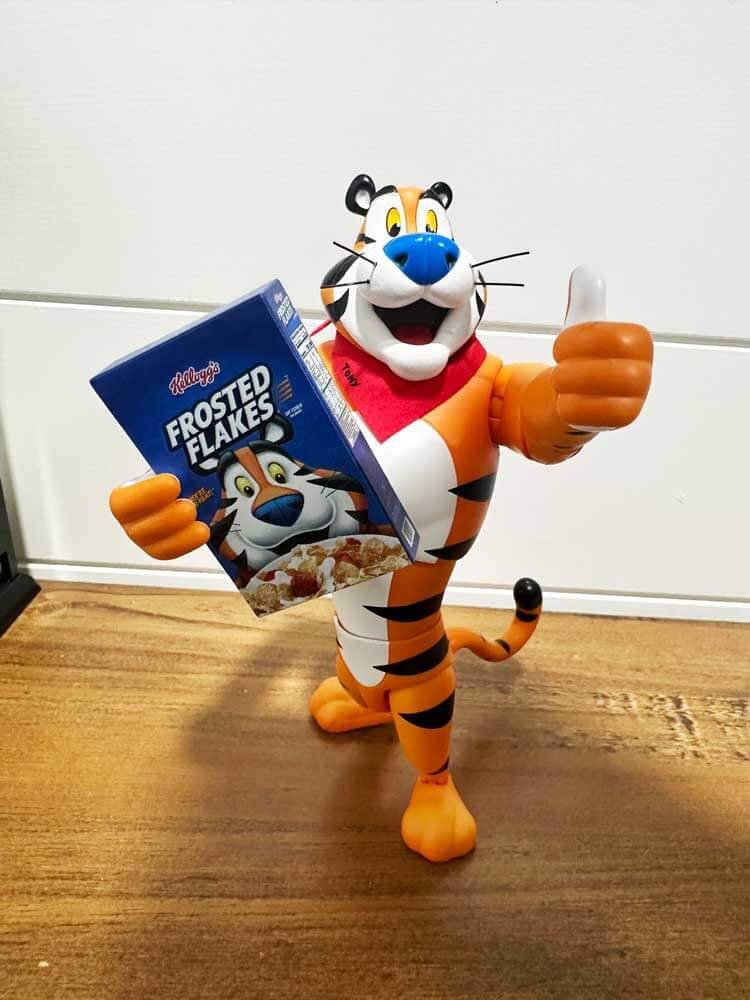 Tony-the-Tiger-Jada-Toys-action-pose-7