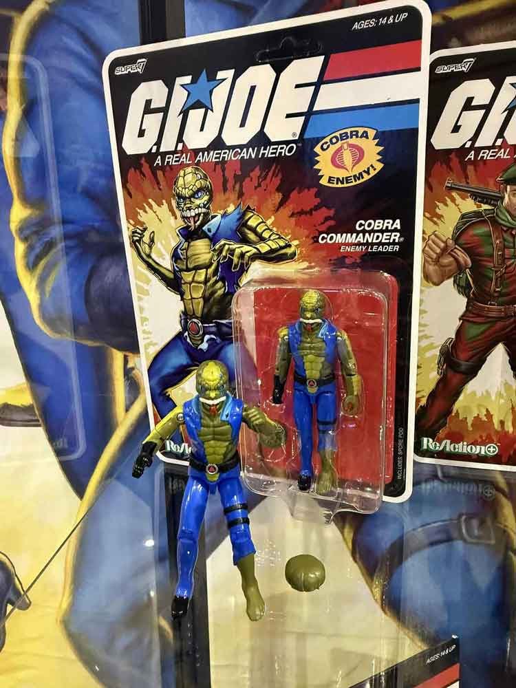 GI-Joe-Cobra-Commander-(Once-a-Man)-ReAction+-Figure-booth-images-1