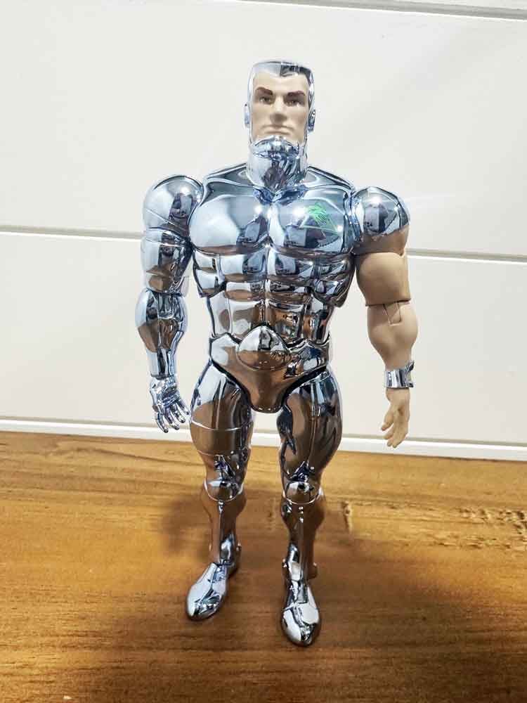 Steelwill-Vac-Metal-Silverhawks-Super7-Ultimates-IH-front