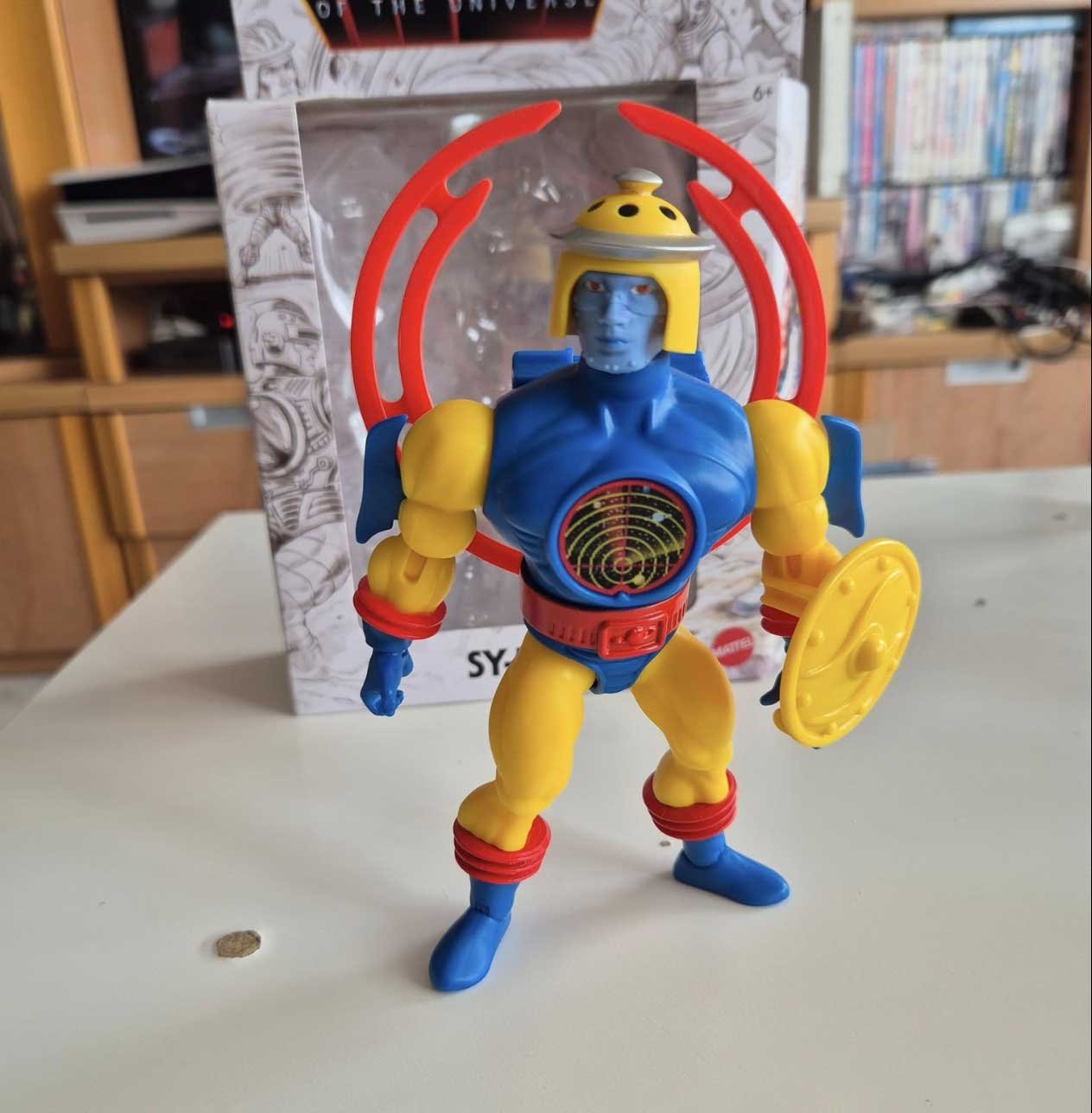 Sy-Klone-MOTU-Origin-Sketchbook-Series-In-Hand-3