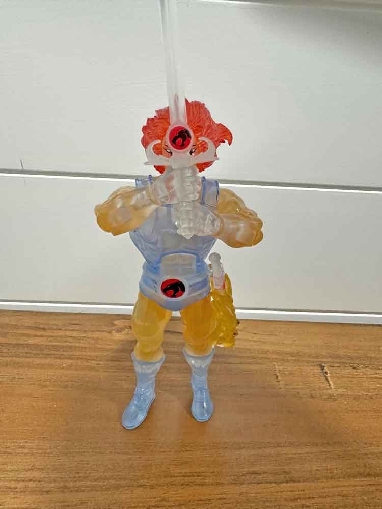 Astral-Projection-Lion-O-Super7-Ultimates-action-pose-4
