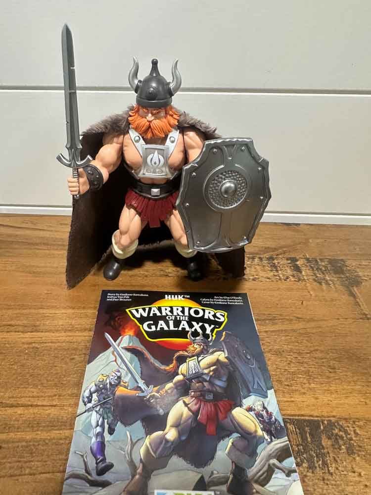 Huk-Warriors-of-the-Galaxy-IH-Formo-Toys-1