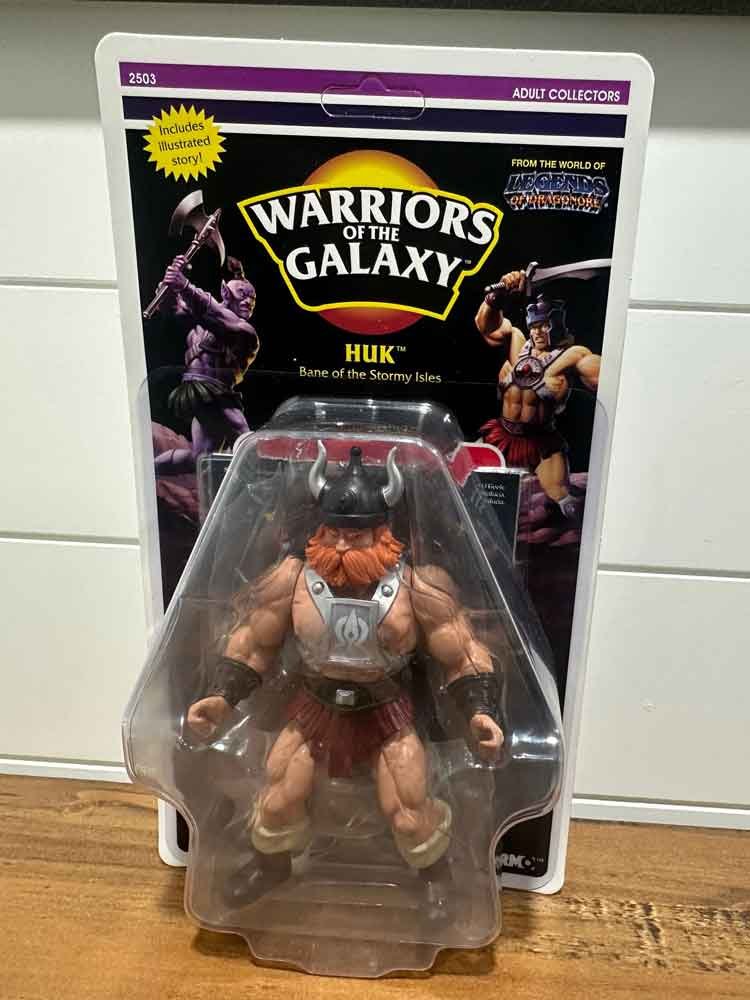 Huk-Warriors-of-the-Galaxy-IH-Formo-Toys-Cardback-front