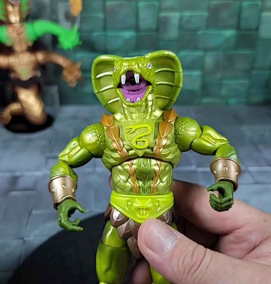 Masterverse-New-Eternia-Kobra-Khan-10