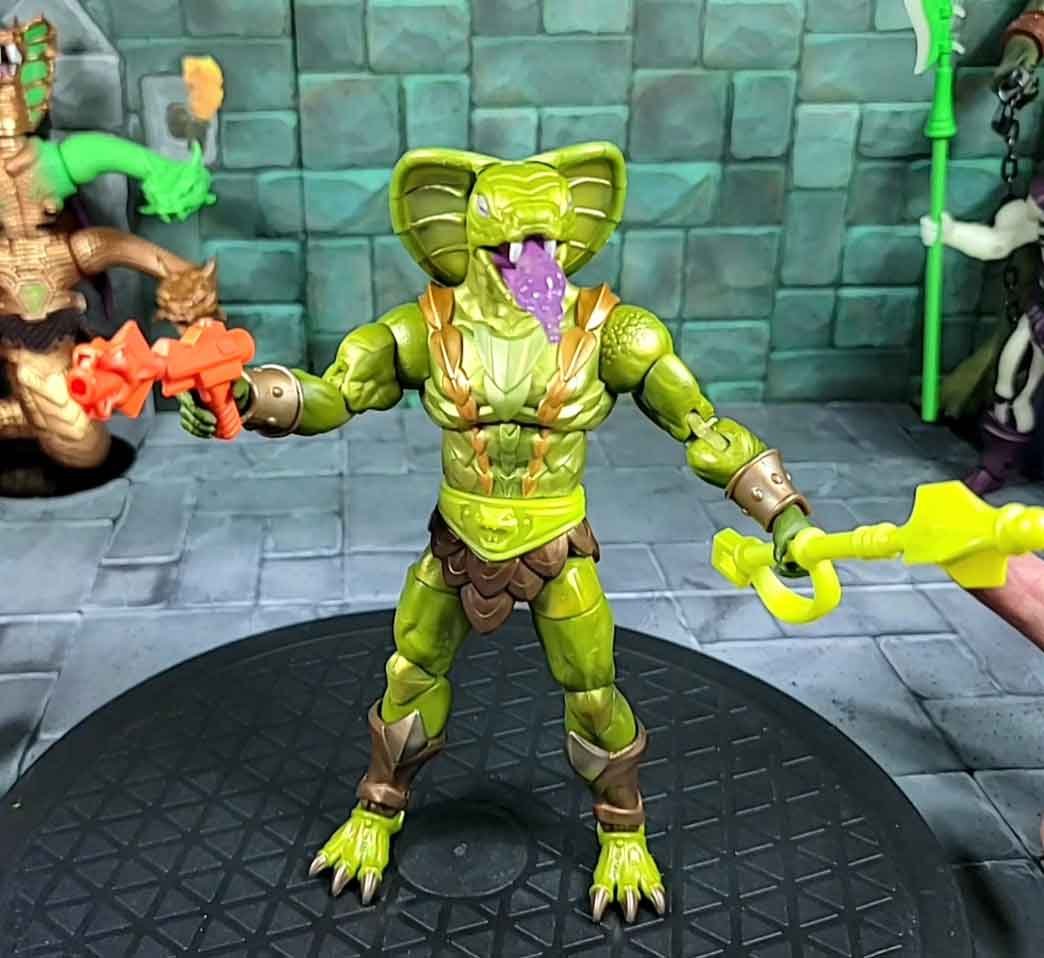 Masterverse-New-Eternia-Kobra-Khan-3