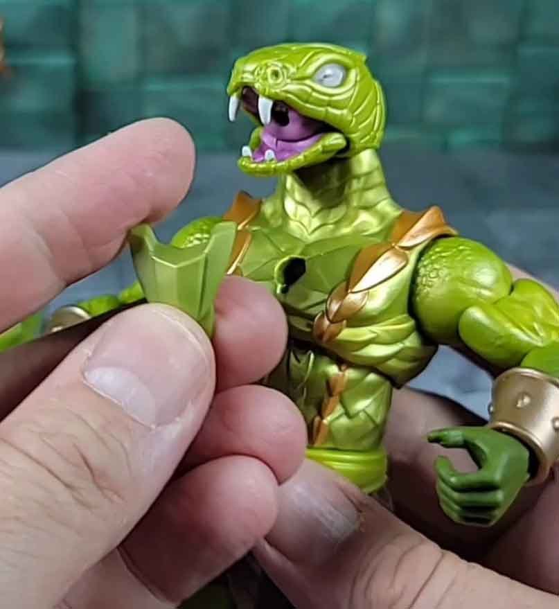 Masterverse-New-Eternia-Kobra-Khan-5