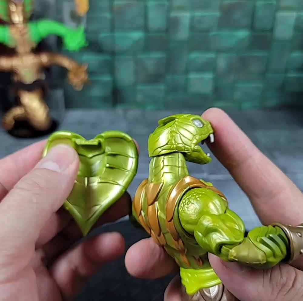 Masterverse-New-Eternia-Kobra-Khan-9