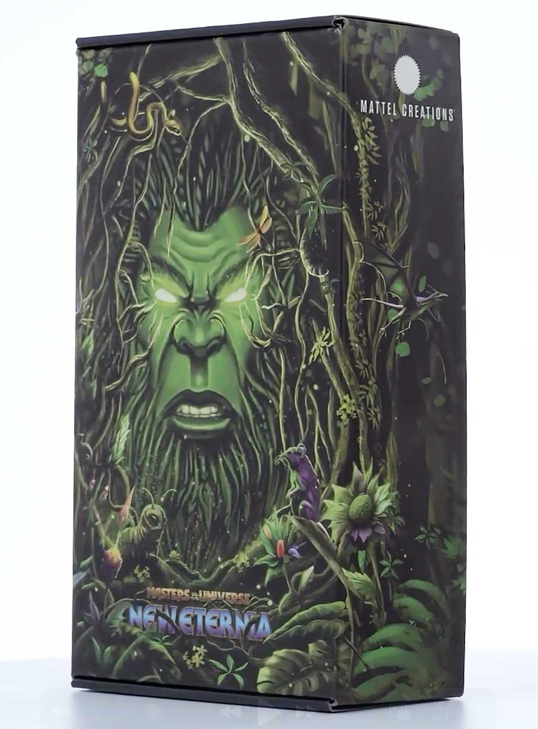 Moss-Man-New-Eternia-Masterverse-Box-Reveal-7