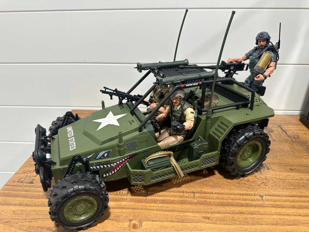 AWE-Striker-GI-Joe-Classified-IH-Action-Pose-15