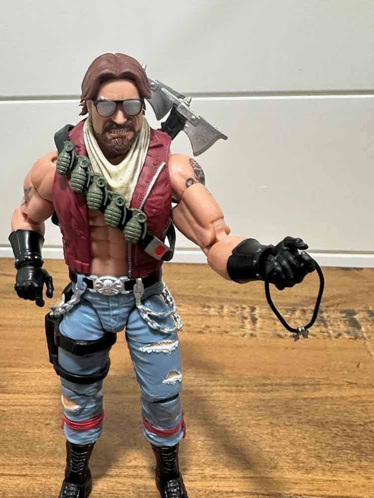 GI-Joe-Classified-Series-Monkeywrench-IH-action-pose-2