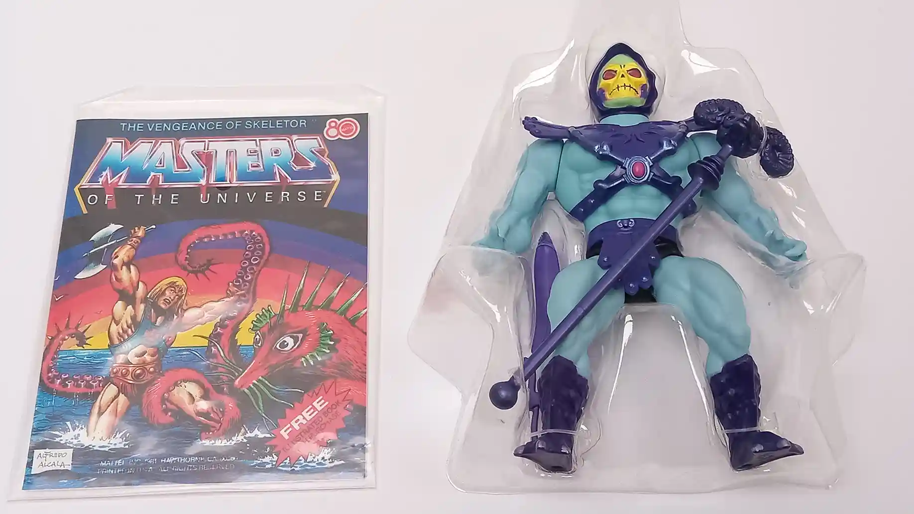 He-Man Skeletor 80th Anniversary Retro Punching 2-Pack 35