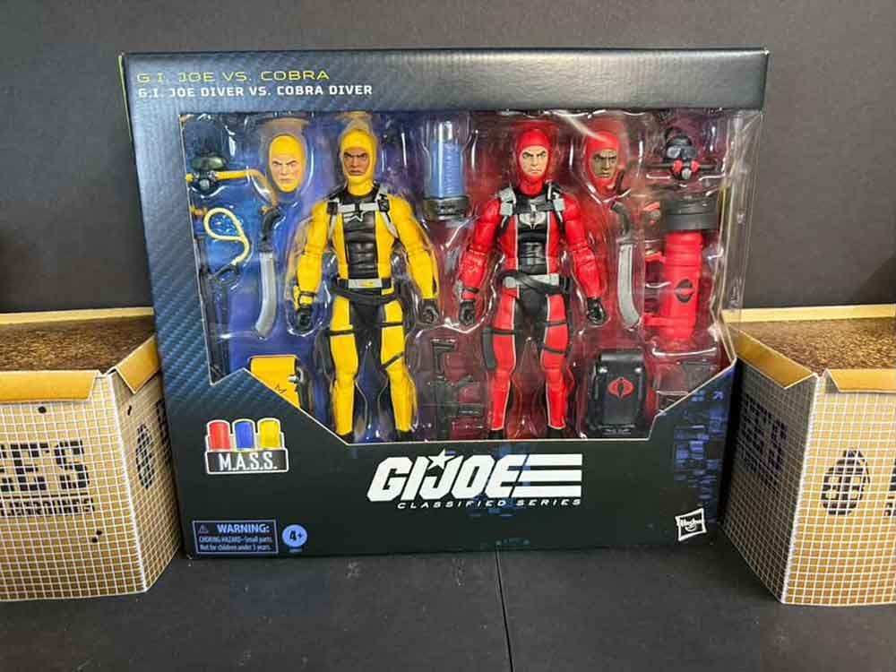 MASS-Device-Joe-Diver-vs-Cobra-Diver-GI-Joe-Classified-1