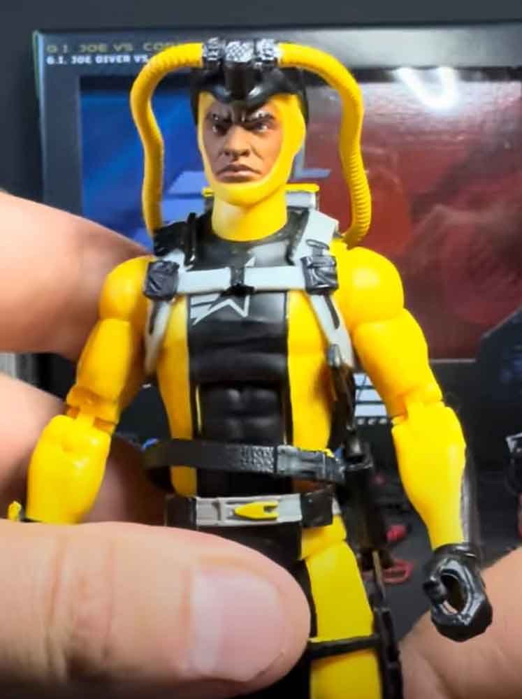 MASS-Device-Joe-Diver-vs-Cobra-Diver-GI-Joe-Classified-14