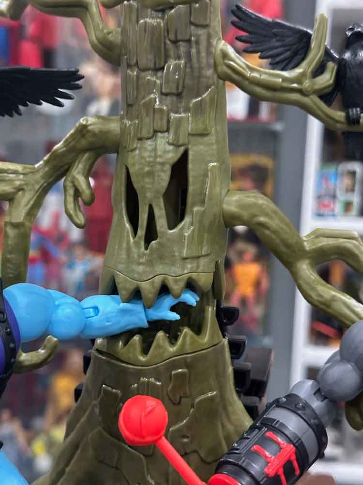 MOTU-Origins-Fright-Zone-Playset-IH-23