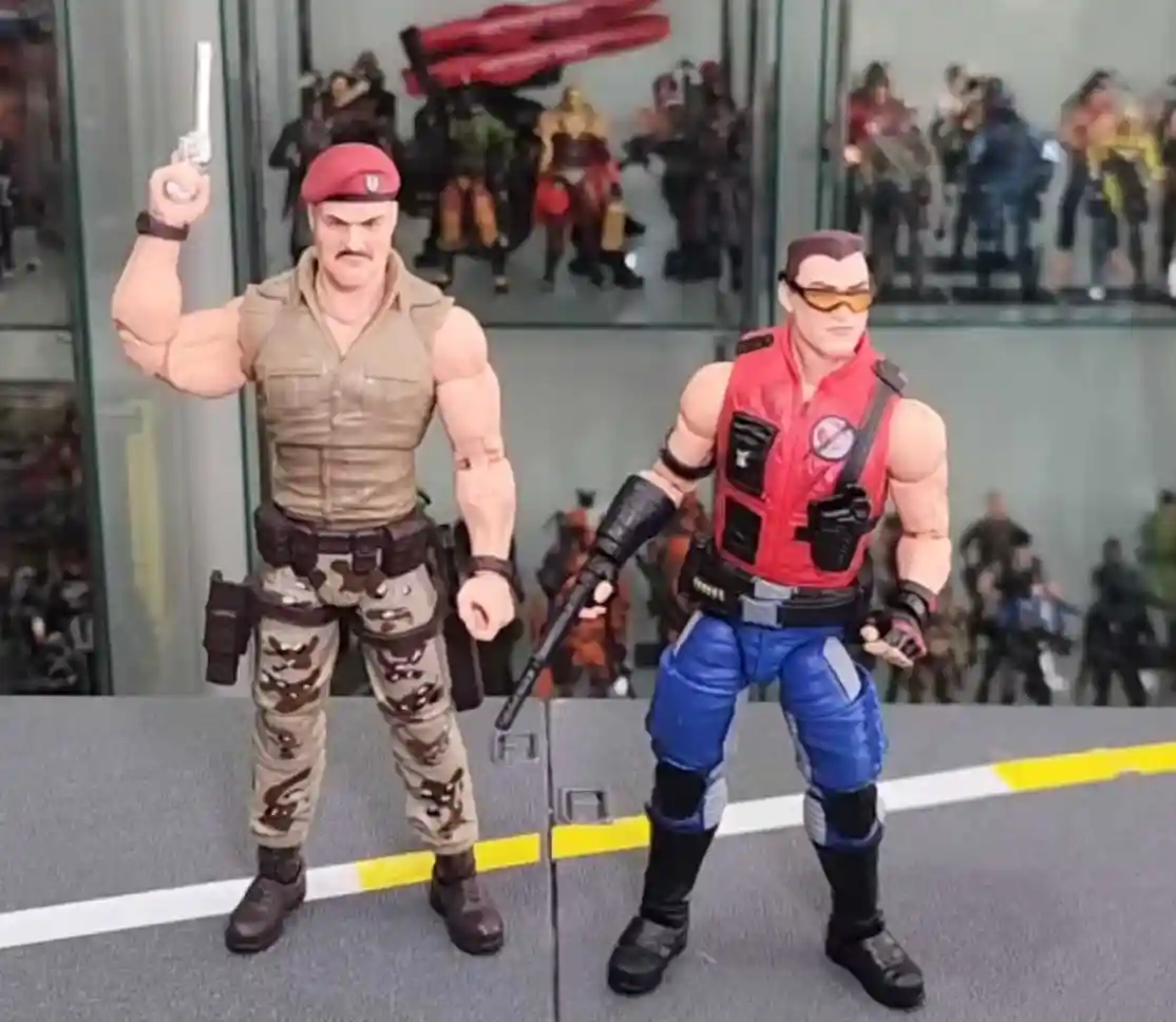 Mercer-Sgt-Slaughter-Renegades-GI-Joe-Classified-Series-2-Pack-11