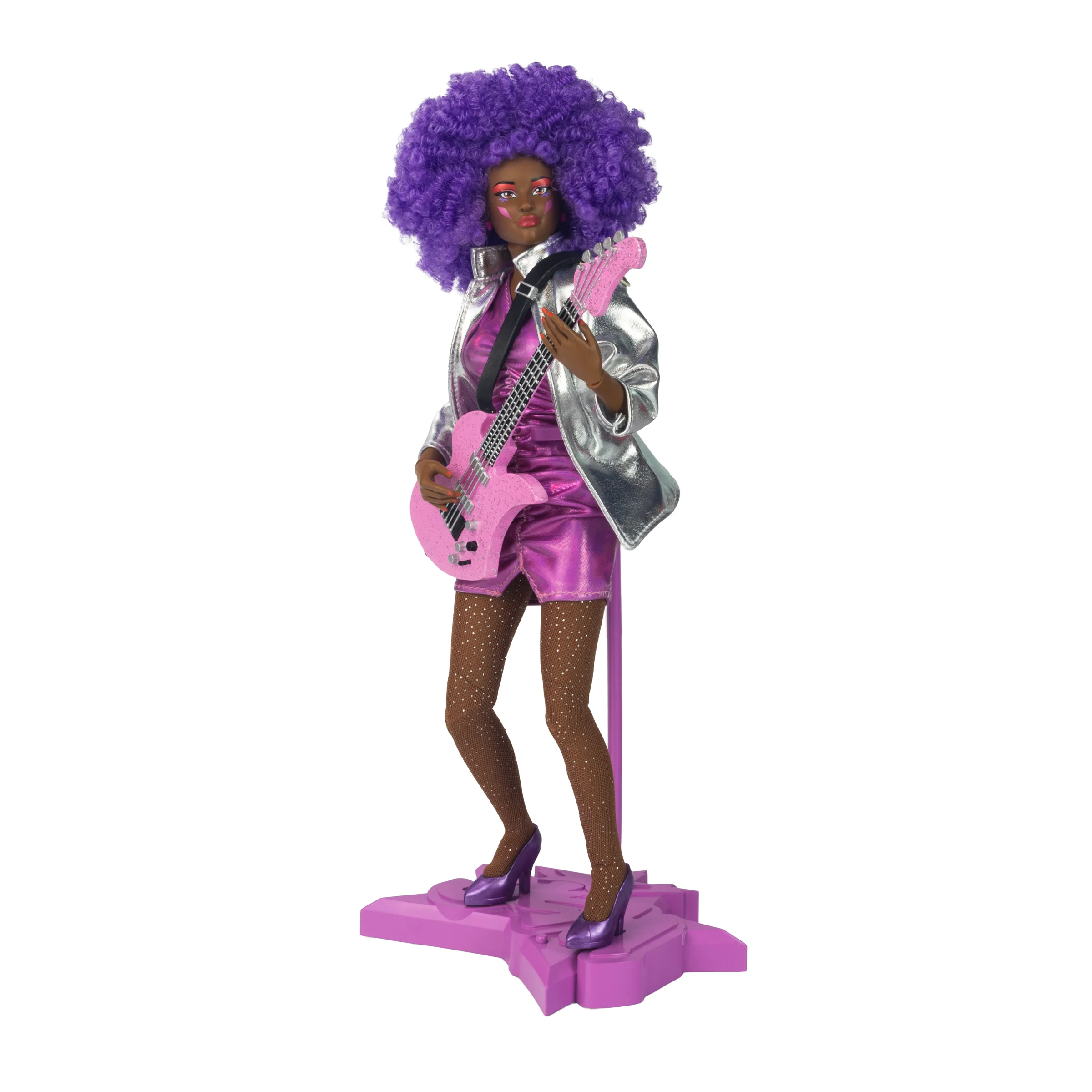 Shana-Elmsford-Jem-and-the-Holograms-The-Loyal-Subjects1