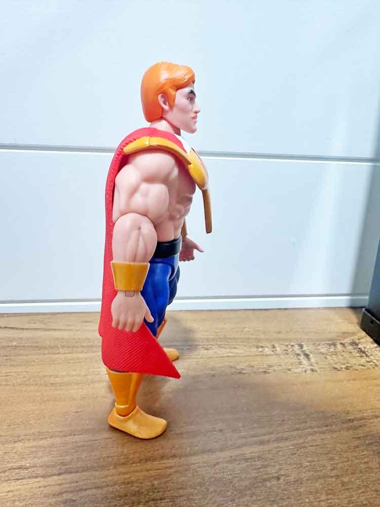 Bow-MOTU-Origins-Cartoon-Collection-right-IH