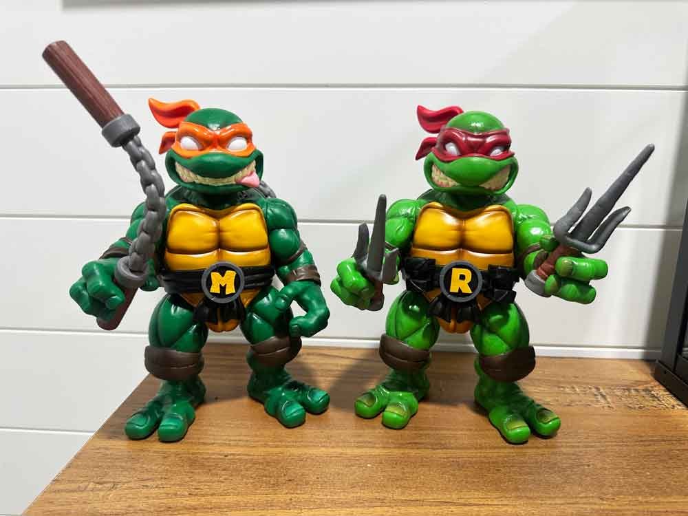 TMNT-Mondo-Soft-Vinyl-Michealangelo-&-Raphael-1