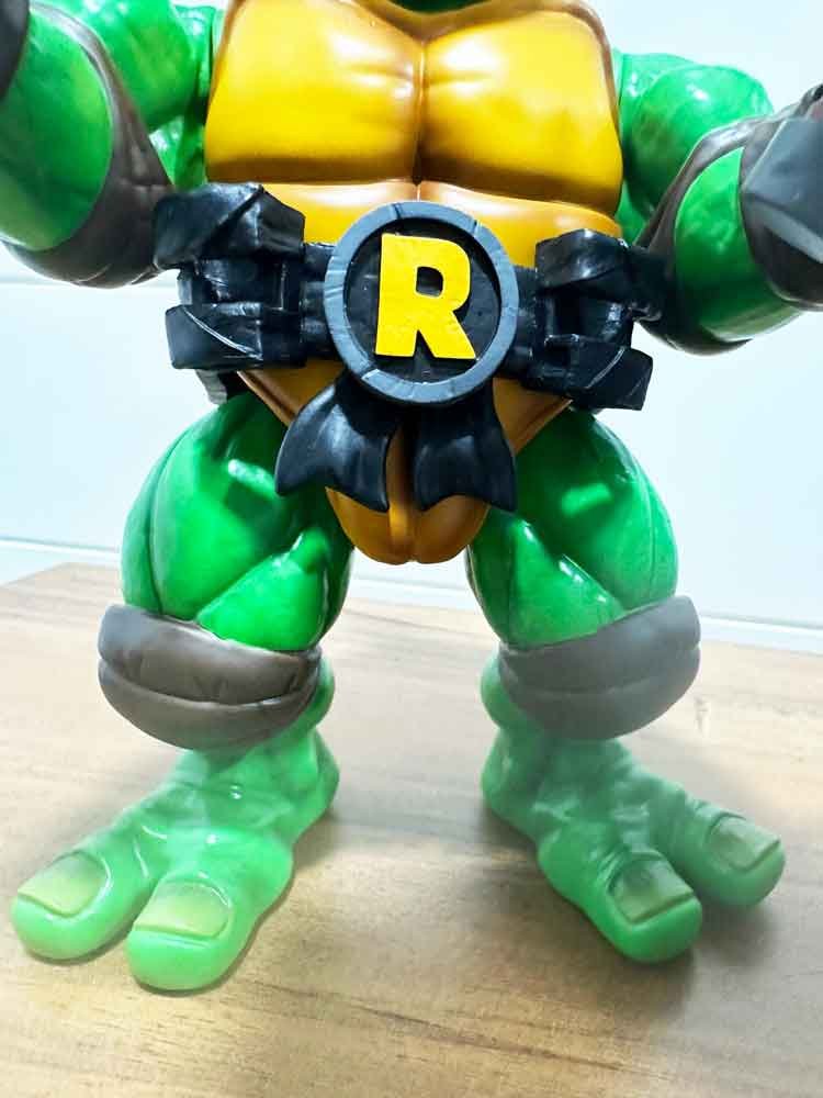 TMNT-Mondo-Soft-Vinyl-Raphael-body