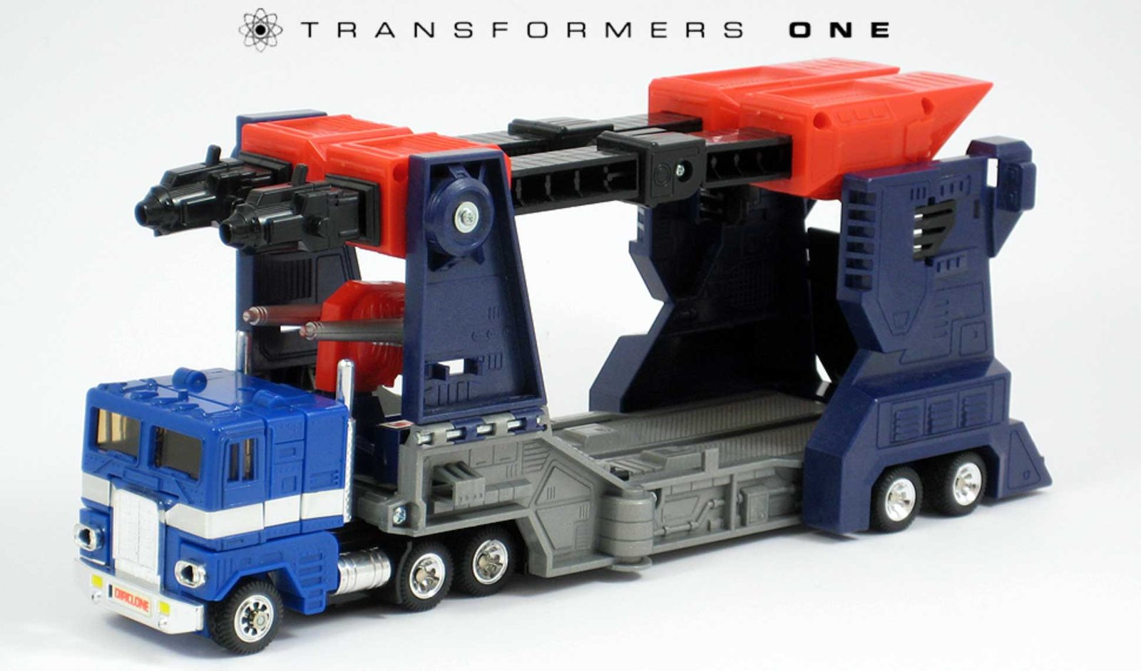 Diaclone-Power-Convoy-Delta-Magnus-Vintage-3