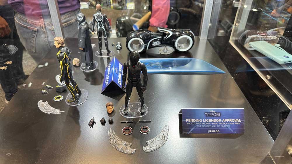 Hasbro-Tron-375-Haslab-NYCC-2025-Booth-Images-1