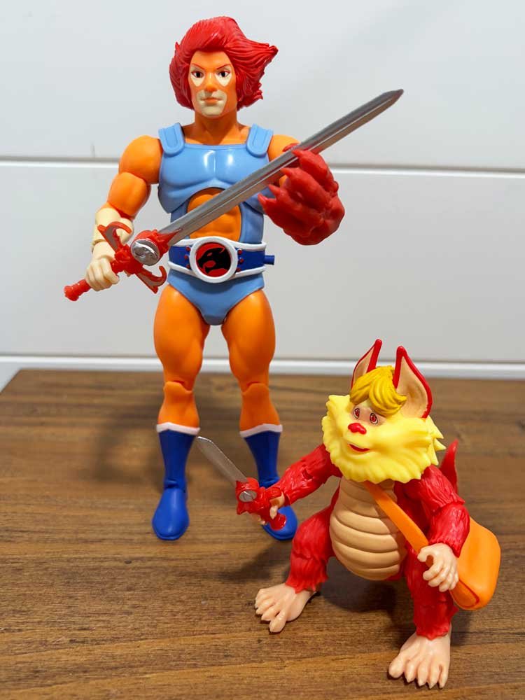 Lion-O-&-Snarf-Super7-Deluxe-Toy-Version-IH-1