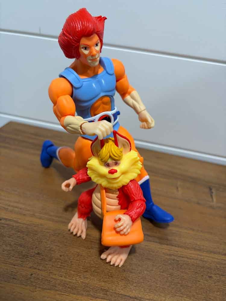Lion-O-&-Snarf-Super7-Deluxe-Toy-Version-IH-2
