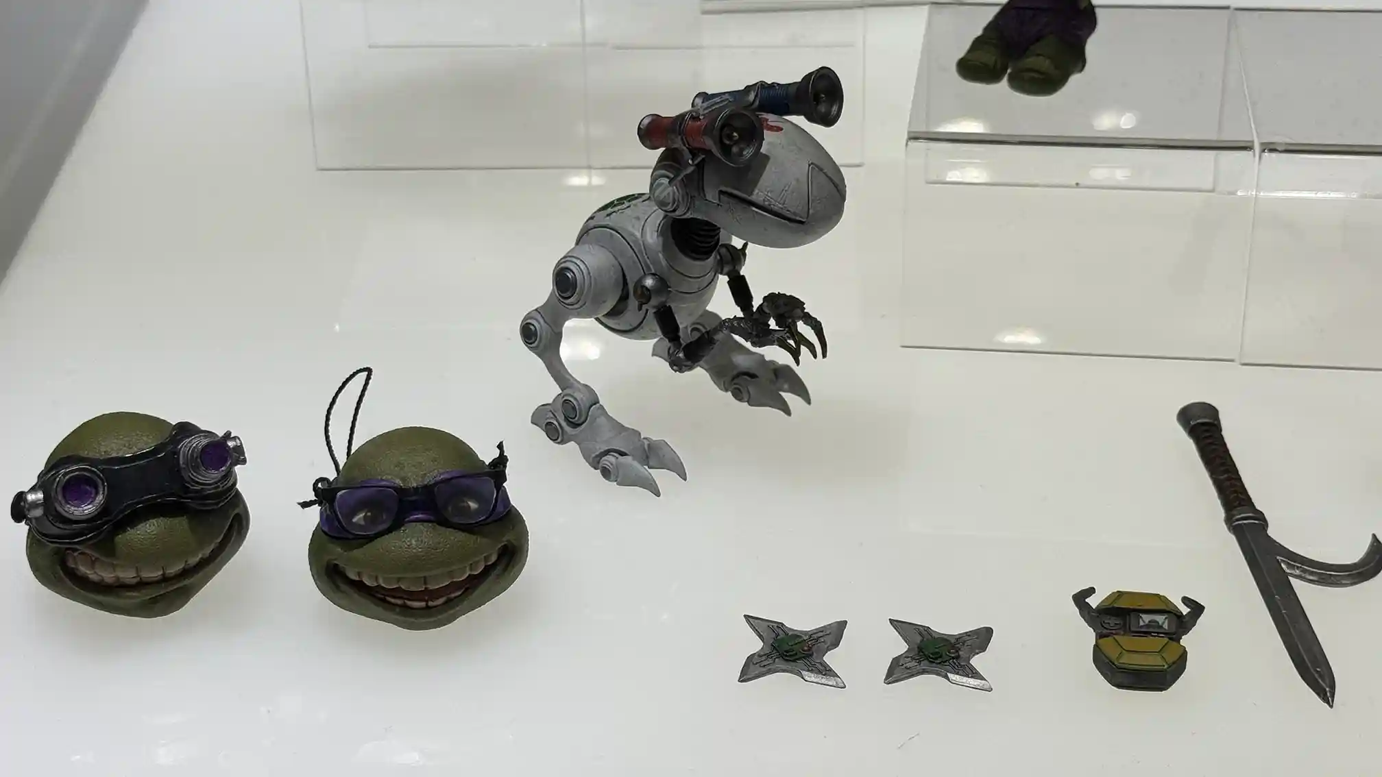 Mondo NYCC 2025 Booth Images 35