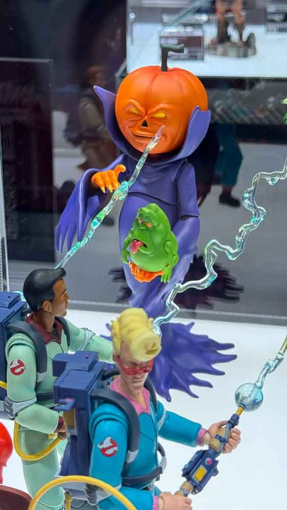 Samhein-Halloween-Edition-NYCC-2025-Mondo-Booth-8