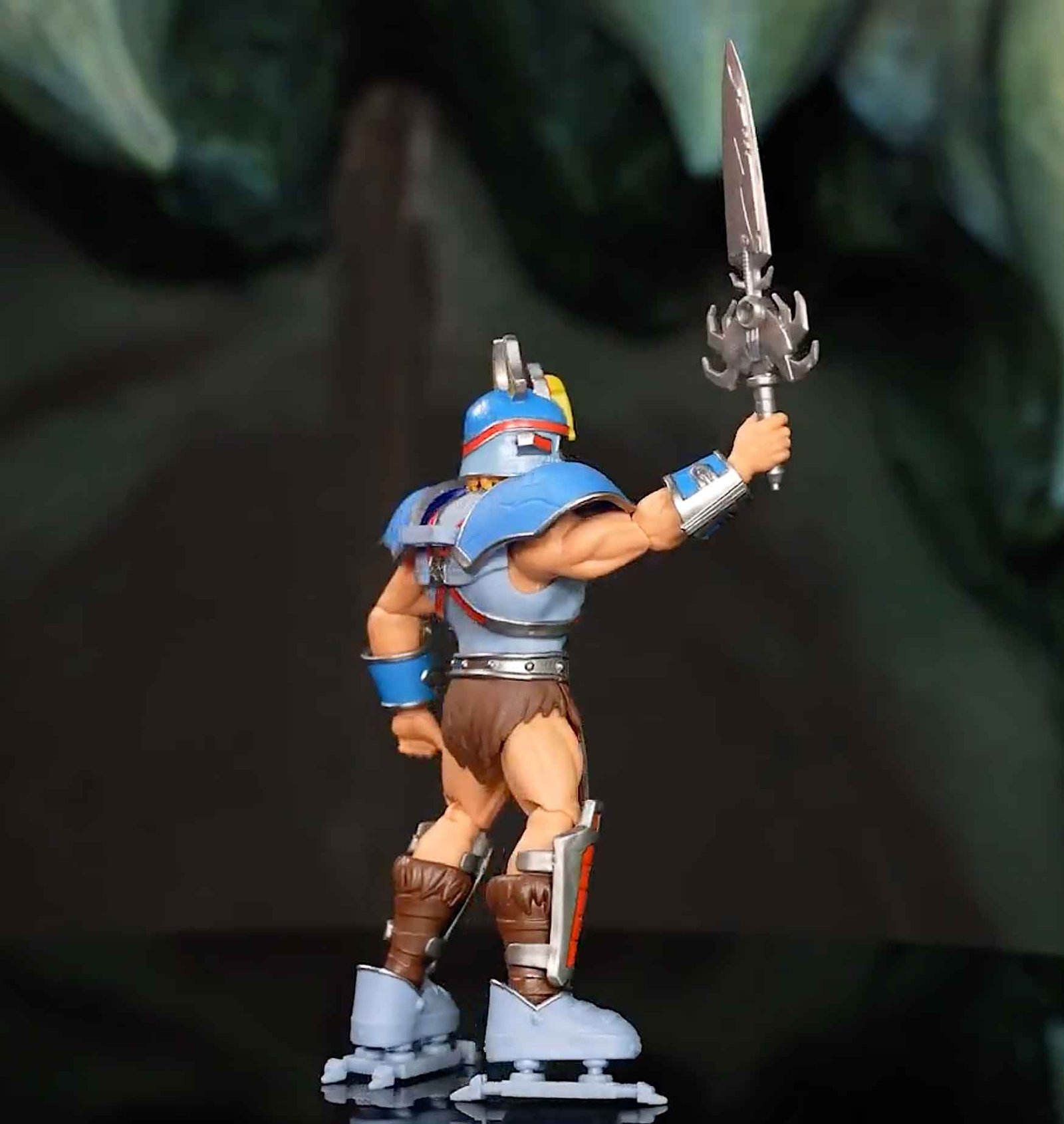 Samurai-He-Man-200x-MOTU-Origins-Deluxe-Promo-Video-3