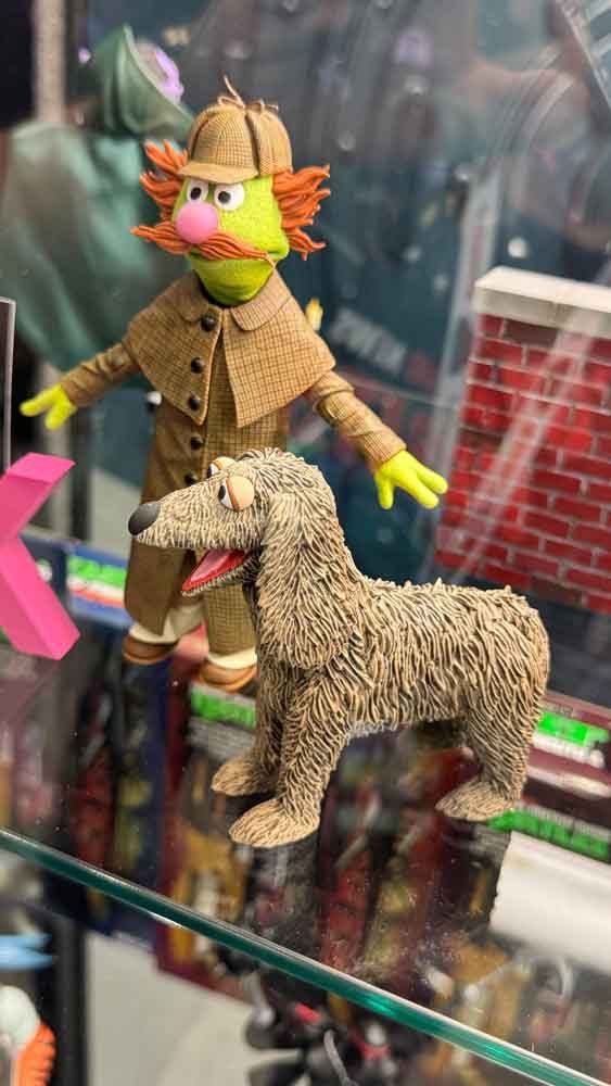 Sherlock-Helmlock-NYCC-2025-NECA-Booth-Sesame-Street-2
