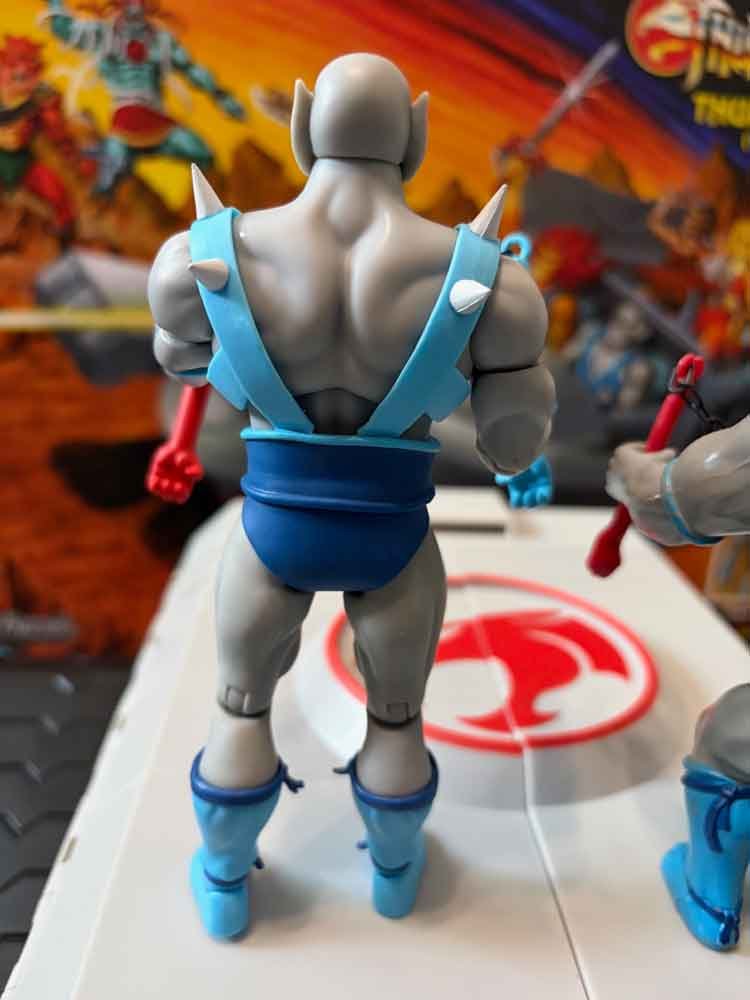 Super7-ThunderTank-Toy-Version-Panthro-Toy-Version-2