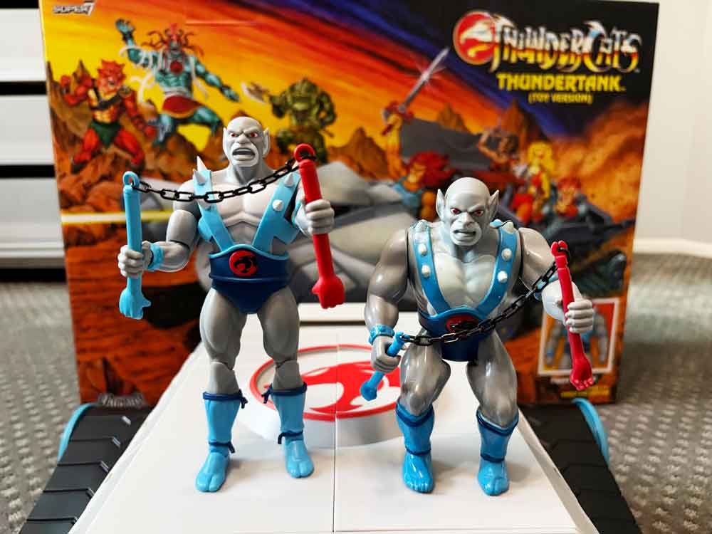 Super7-ThunderTank-Toy-Version-Panthro-Toy-Version-comparison-vintage-front