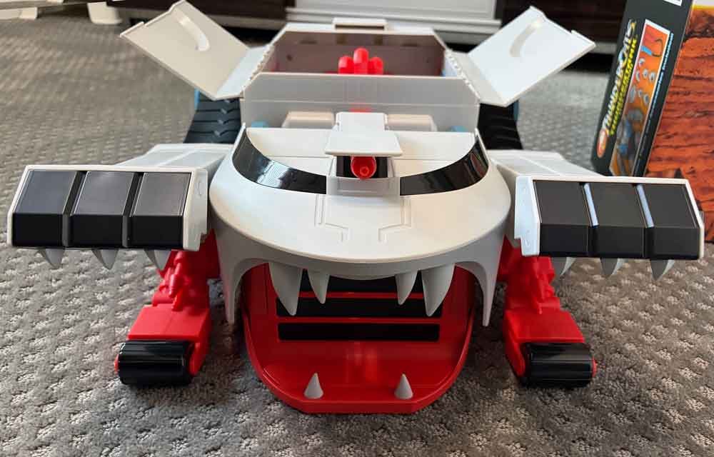 Super7-ThunderTank-Toy-Version-front-action-1