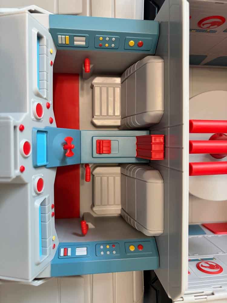 Super7-ThunderTank-Toy-Version-interior-front