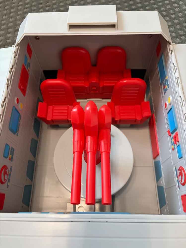 Super7-ThunderTank-Toy-Version-interior-rear-1