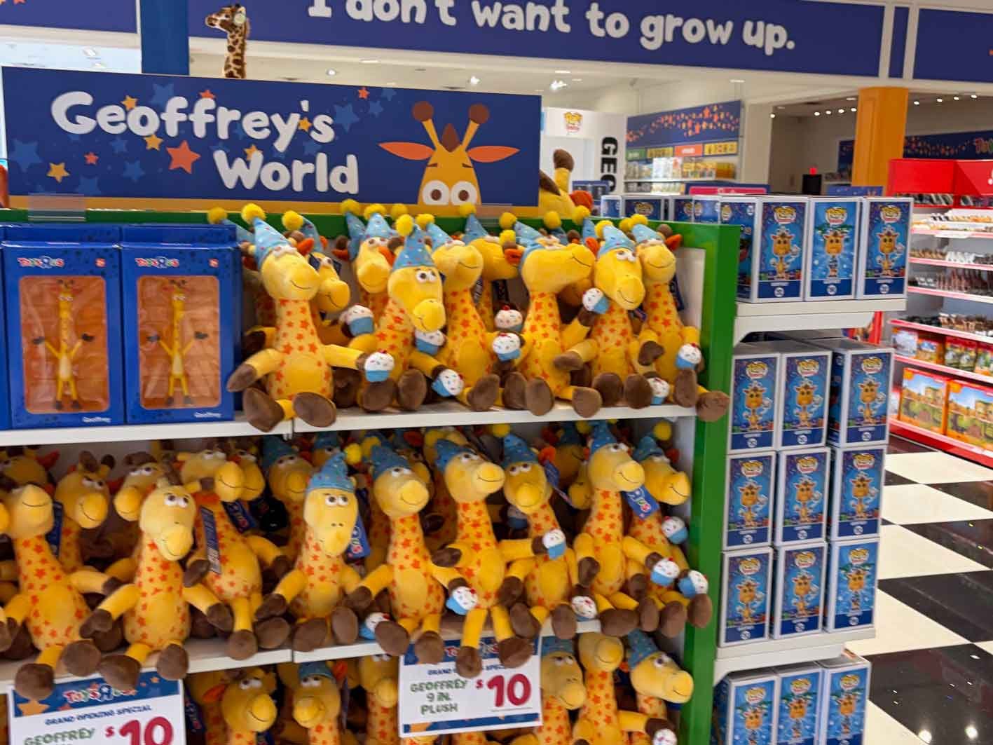 Toys-R-Us-Grand-Opening-Camarillo-CA-19