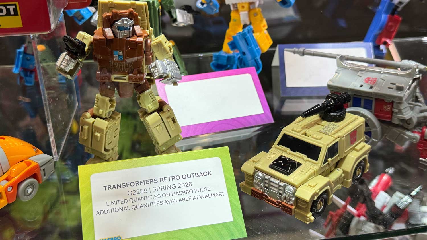 Transformers-NYCC-2025-Booth-Images-11