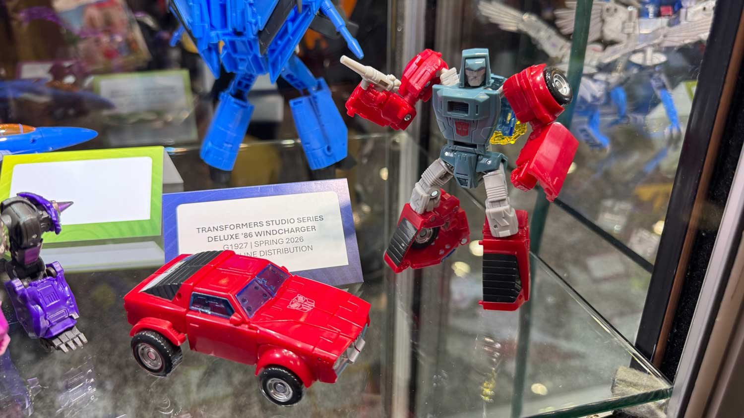 Transformers-NYCC-2025-Booth-Images-24