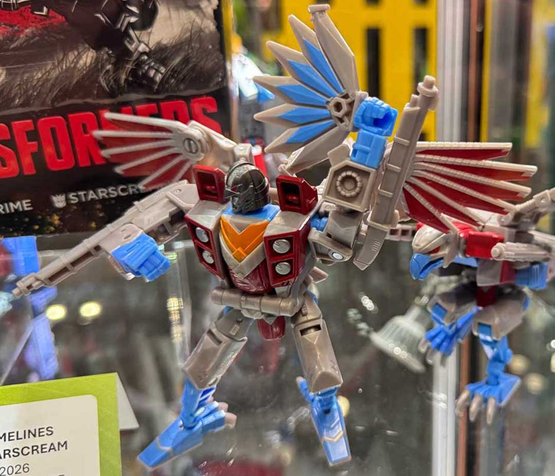 Transformers-NYCC-2025-Booth-Images-46