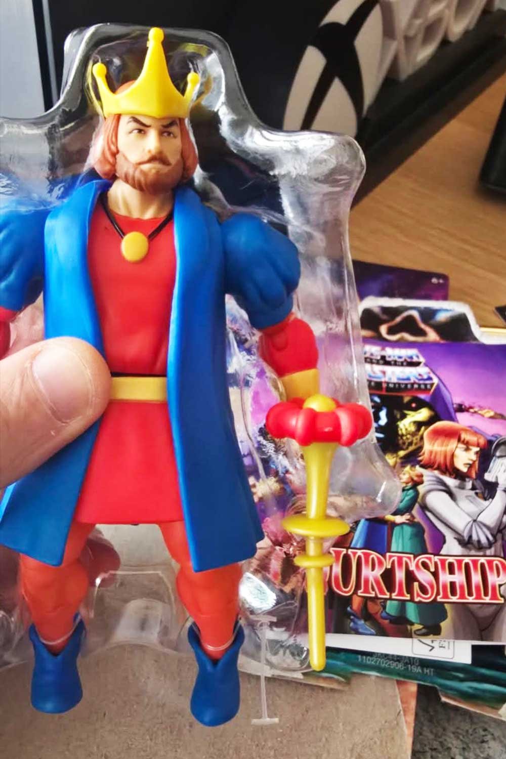 King-Randor-MOTU-Origins-Cartoon-Collection-In-Hand-2