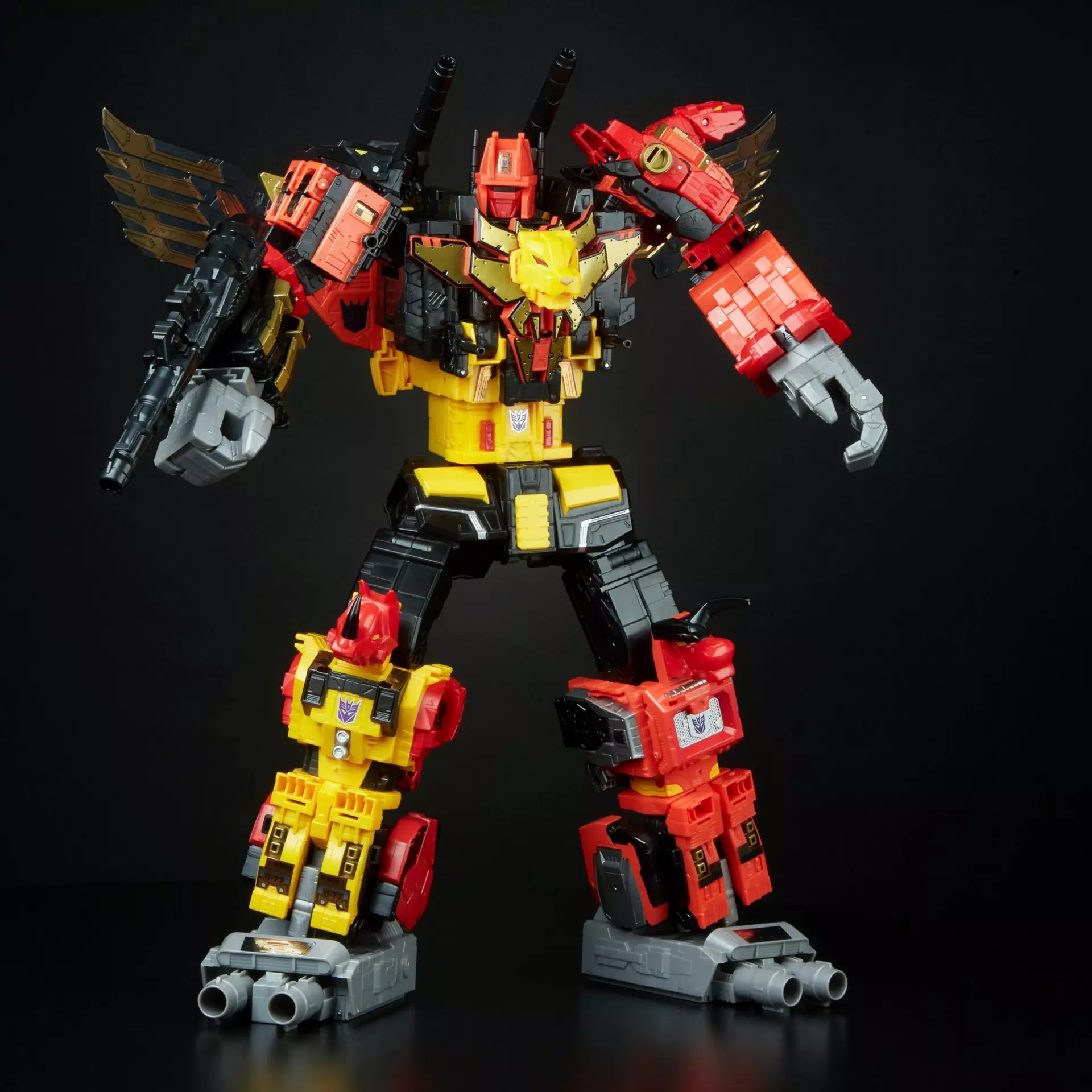 Predaking Transformers Power of the Primes Titan Class Reissue 8