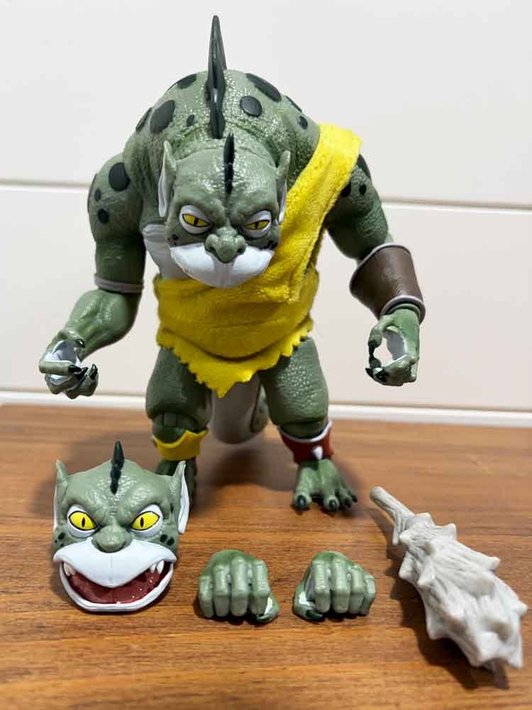 Reptilian-Guard-Super7-ThunderCats-Ultimates-front